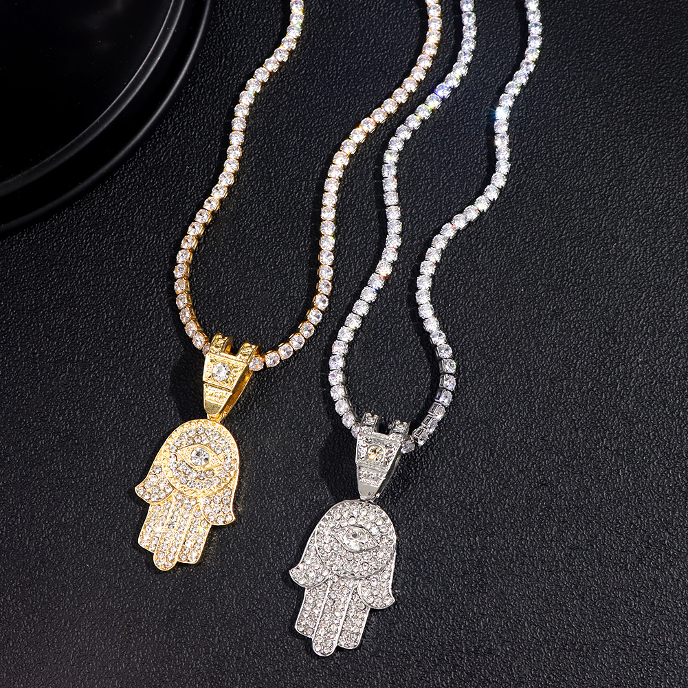 Bling Crystal Hamsa Hand Evil  - مراجعة Tulsi Holy Basil وسعره