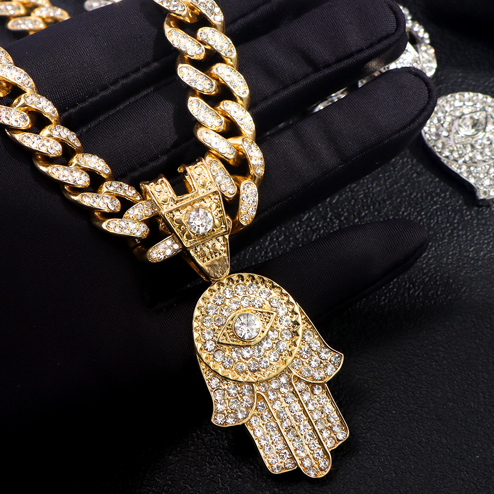 Bling Crystal Hamsa Hand Evil  - مراجعة Tulsi Holy Basil وسعره